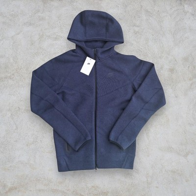 Nike tech fleece blue size Small never been worn .It's with all te tags