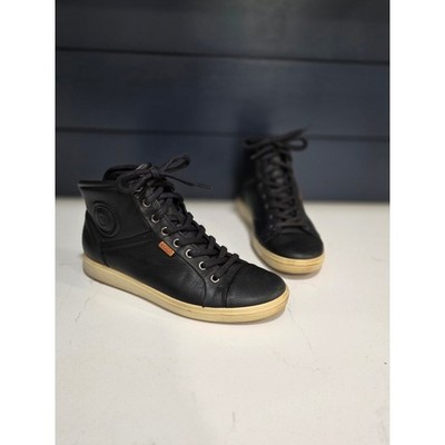 Ecco Soft 7 Black Leather High Top Sneakers Minimalist Chic Design Size 39/8