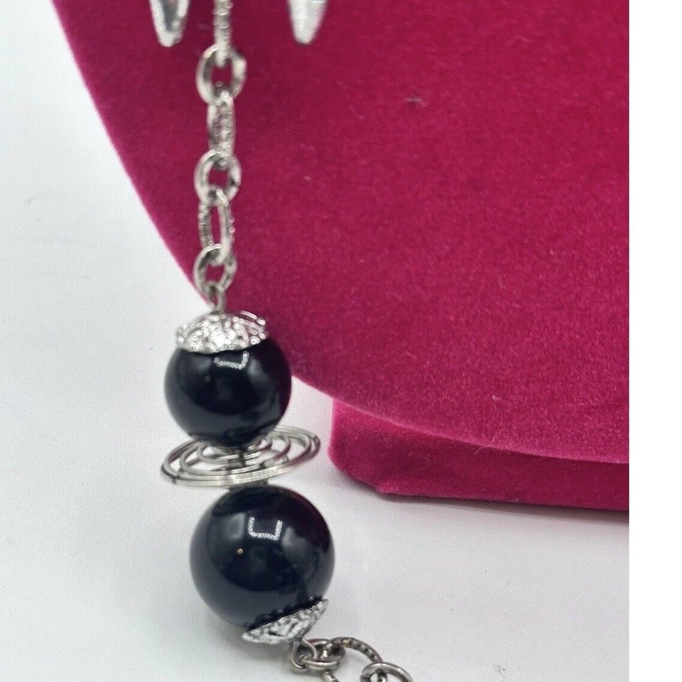 Collar largo plateado negro con cuentas llamativo anillo cuadrado geométrico boho chic Foto 3 de 4