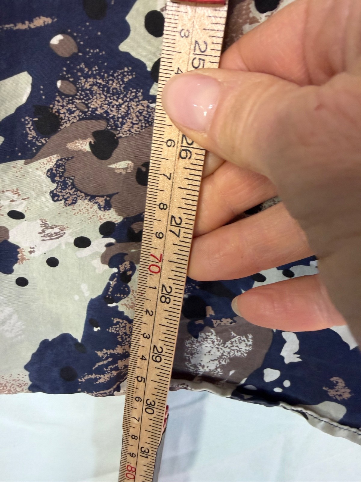 Basic Elements Mens Silk Button up sz L abstract … - image 8