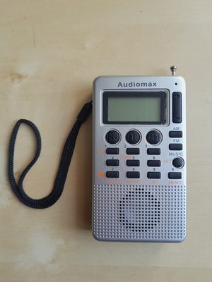 Audiomax Radio AM FM Taschenradio Portabel Radioempfänger (MR-12AF)