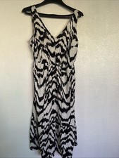 Nine West Animal Print Sundress Size L V Neck  Tiered Bottom