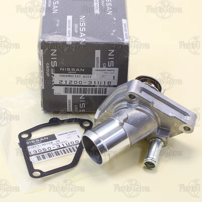 21200-31U1B / 13050-31U00 OEM Genuine Nissan Infiniti Thermostat with Gasket Set - Image 1 of 4