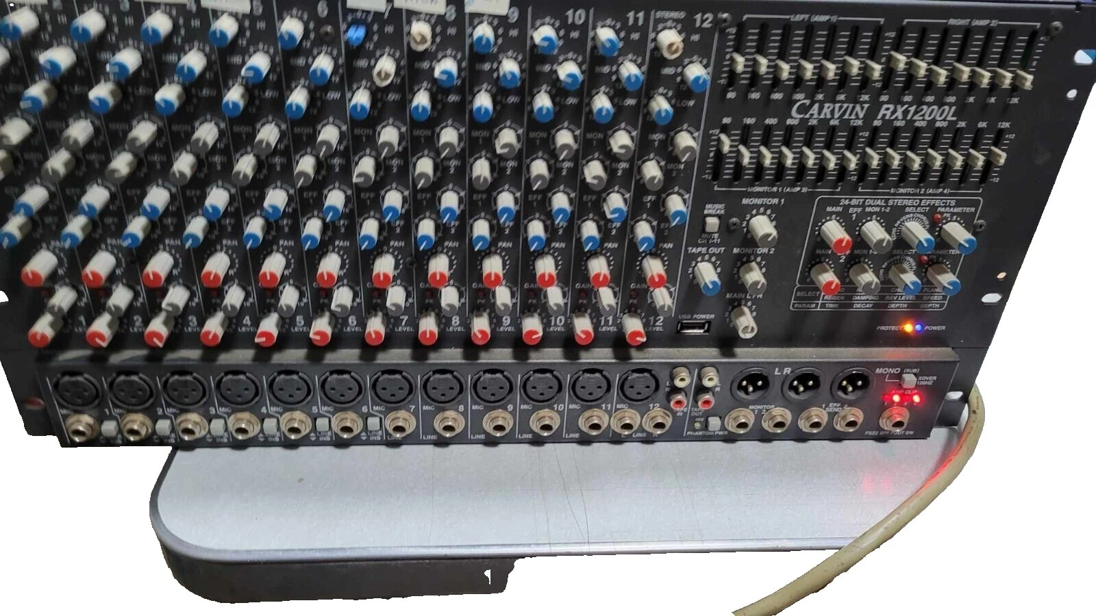 Mezcladores en vivo y de estudio Carvin