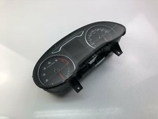 E3678 AUDI Tachometer 8V0920760