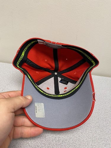 Washington Capitals Reebok Fitted Hat Brand New With Tags Size Large/ XL - Picture 3 of 4