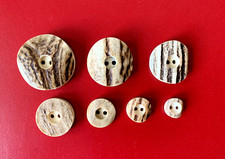 Echte Hirschhorn-Knöpfe