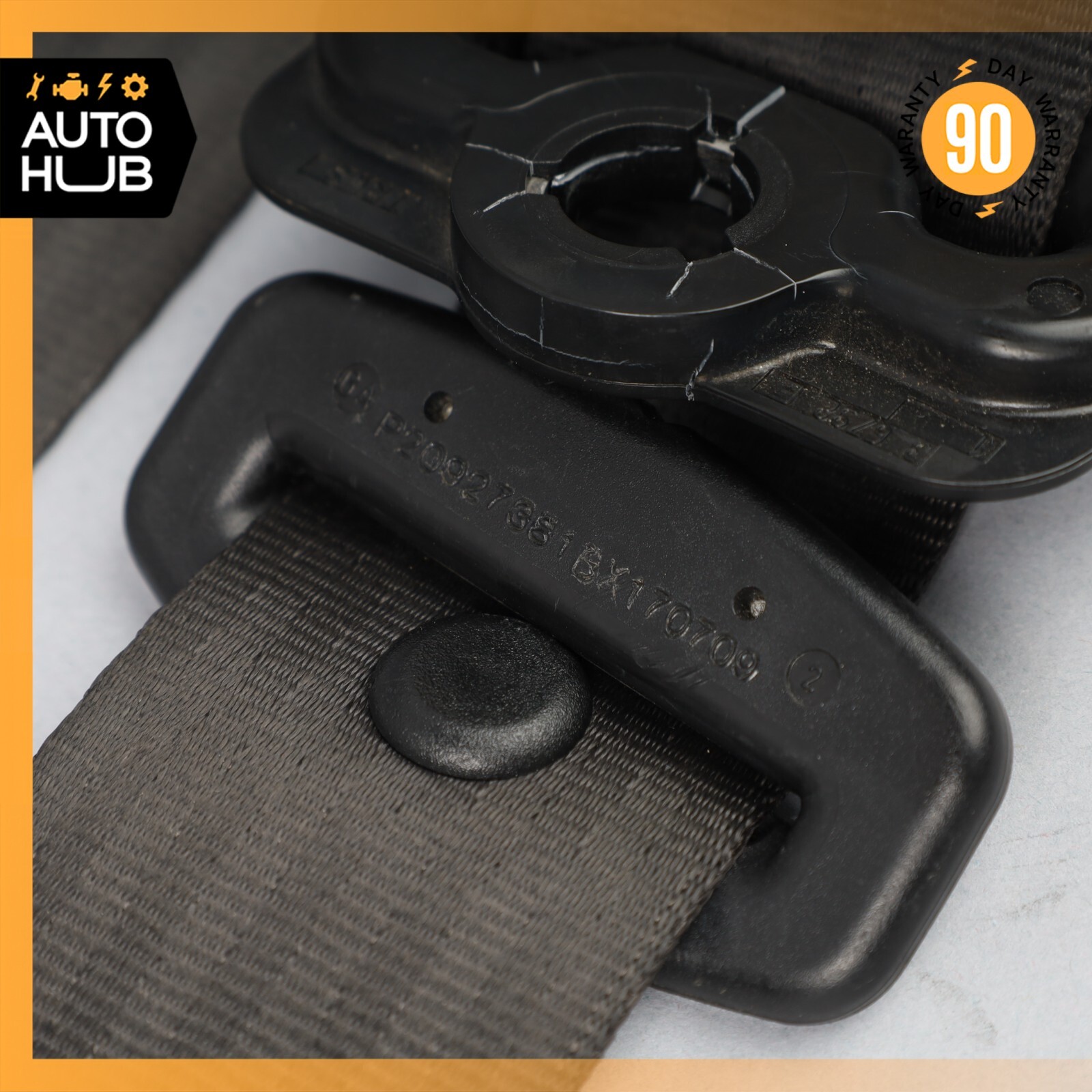 08-18 Maserati GranTurismo M145 Coupe Front Right Side Seat Belt Black OEM