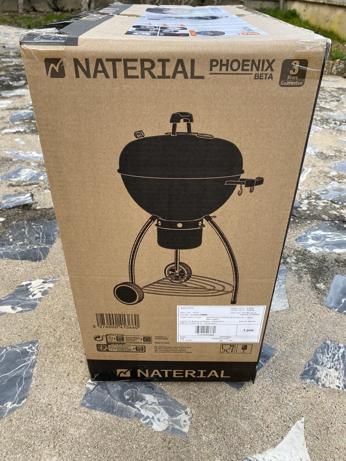 Barbecue charbon NATERIAL Phœnix Bêta compact pour petite terrasse