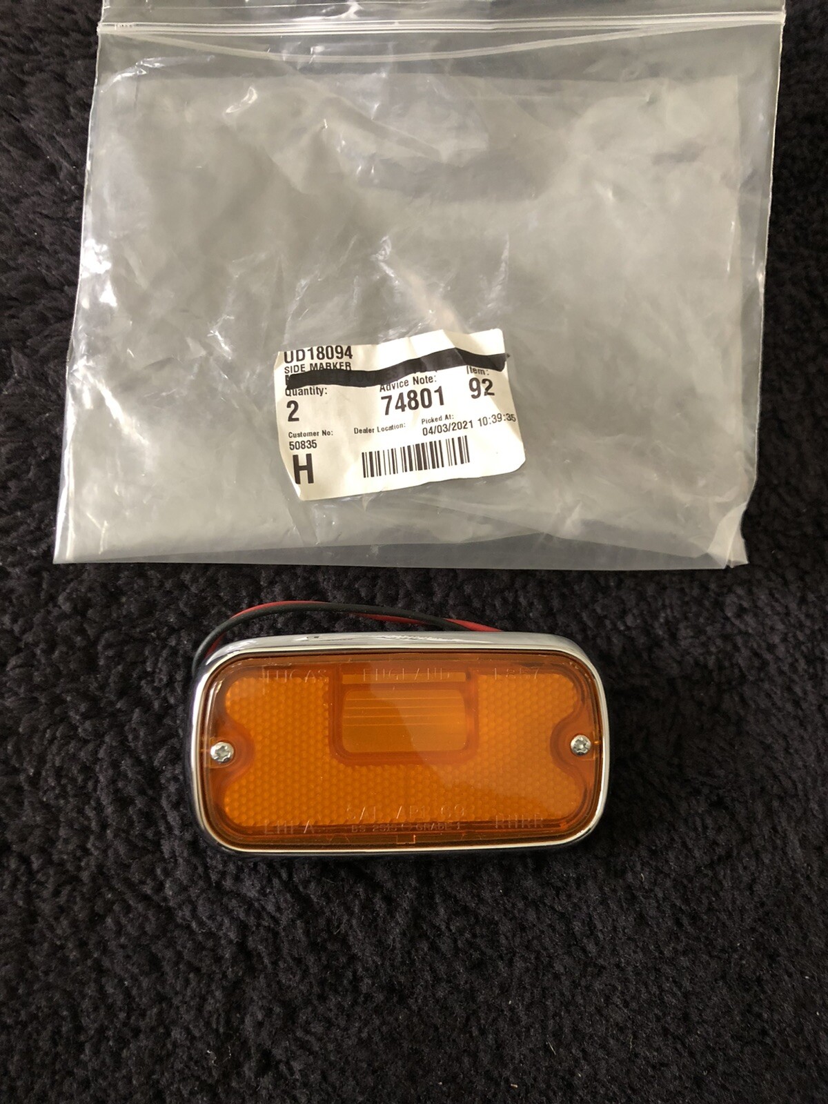 Rolls-Royce 1975-80 Dummy Front Left Side Marker Lamp Amber UD18094 NOS OEM NEW