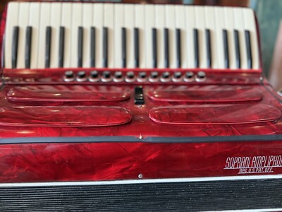 Vintage Soprani Ampliphonic Lido Full Sized Pianno Accordion Red
