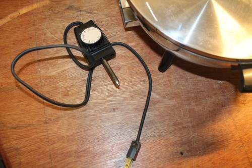 Regal Ware Society Electric Skillet Stainless Steel Fry Pan With Clear Glass Lid - Picture 2 of 4