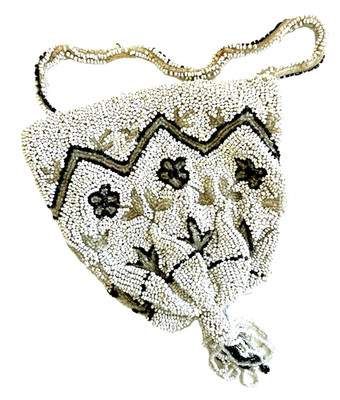 Petite Beaded small Flapper Purse Floral and Zig Zag Pattern White Silver Black