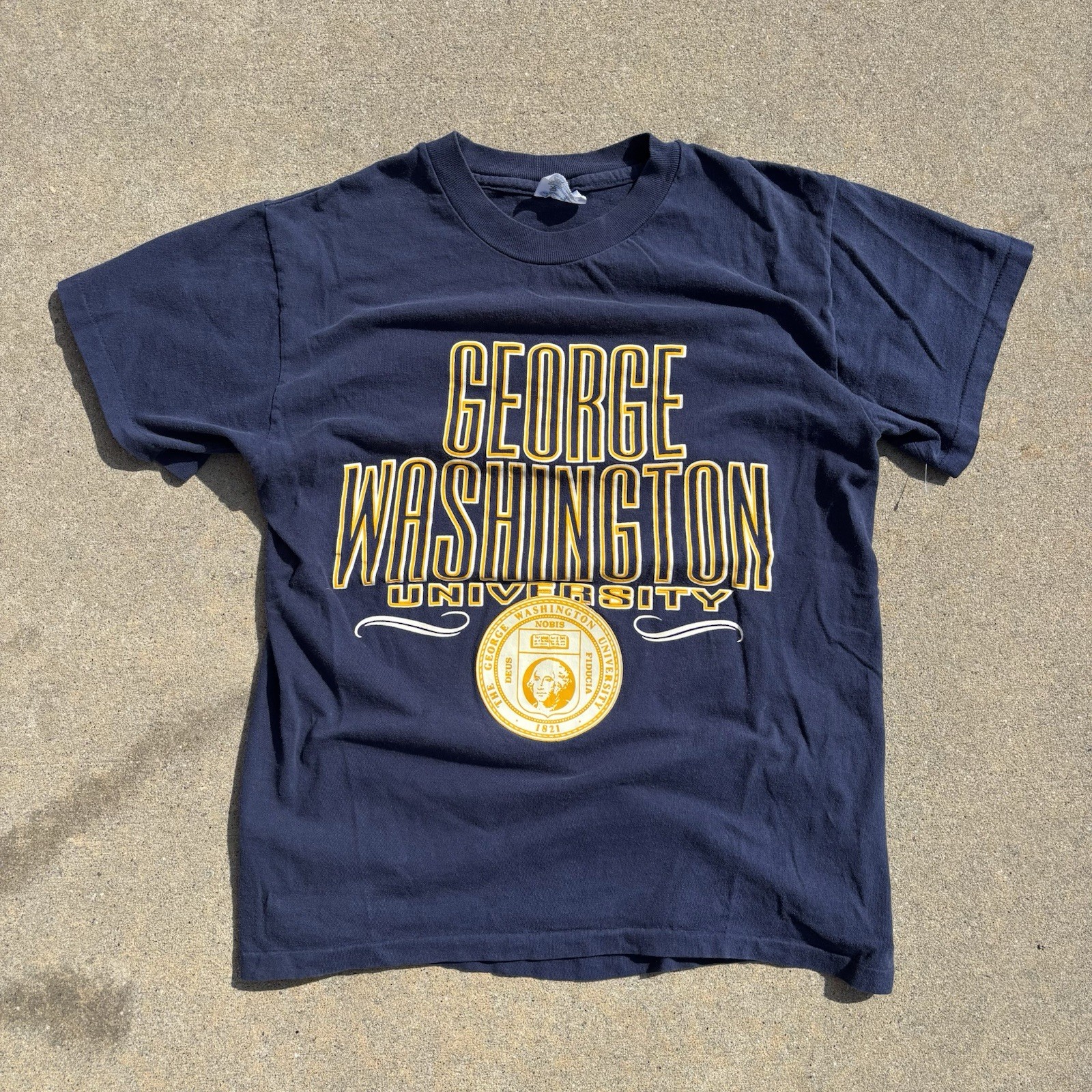 Vintage George Washington University Shirt (M) Colonials Single Stitch Made USA