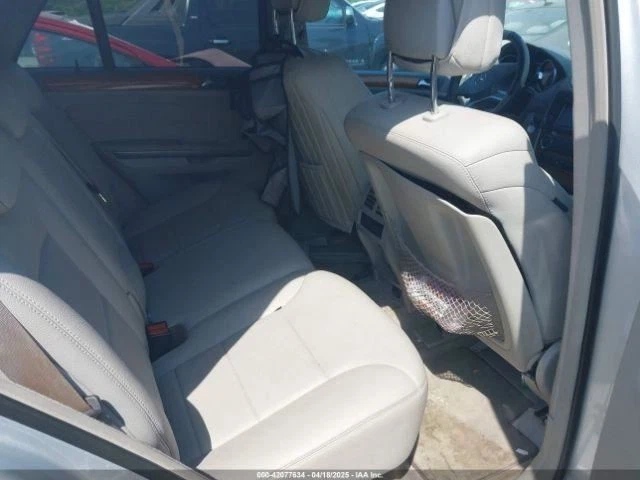 Console Front 164 Type Floor GL450 Vinyl Fits 07-12 MERCEDES GL-CLASS 4663768 Foto 3 de 4