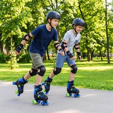 Kids Roller Skates, 4 Sizes Adjustable Quad Skates with Safety Protection
