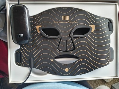 Red Light Therapy Mask for Face   4 Light Modes with 850nm NIR, Red & Blue LE...
