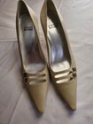 Stuart Weitzman Pearl Shiny Fabric Piointy Toe Mary Jane Double Strap Hees 10 — photo 4
