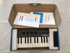 Alesis V mini Midi Keyboard New Open Box