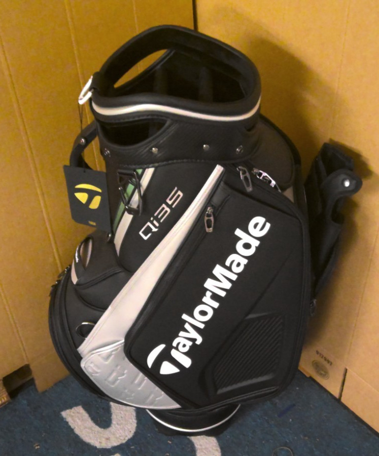 TAYLORMADE 2025 Qi35 TOUR STAFF BAG    /    6-WAY