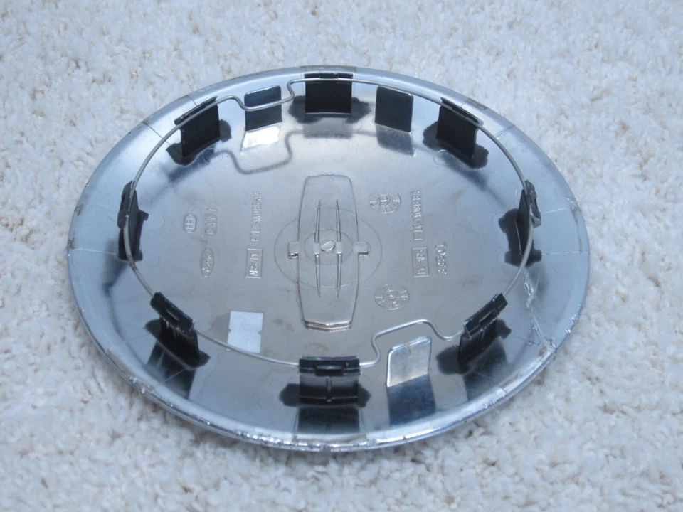 Lincoln Mark 8 1997 1998 OEM aleación cromo tapa central F7lc-1A096-BA #2D-1 Foto 3 de 3