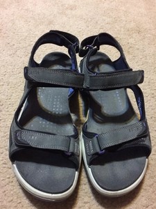 ecco sandals size 40