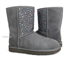 UGG Classic Short Stud II Charcoal Suede Fur Boots Womens Size 7 -NIB-