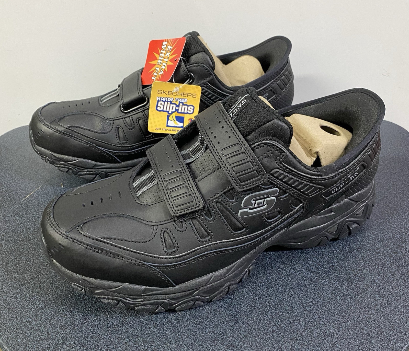 Zapatos Skechers para Hombres 10.5 Extra Anchos Negros Después de Quemar Sin Cordones Gancho Lazo Tenis