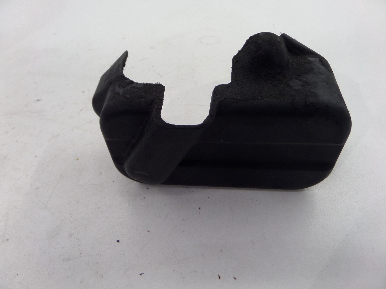 2006 BMW 530i Automatic Transmission Oil Cooler Cover 7537294-03 