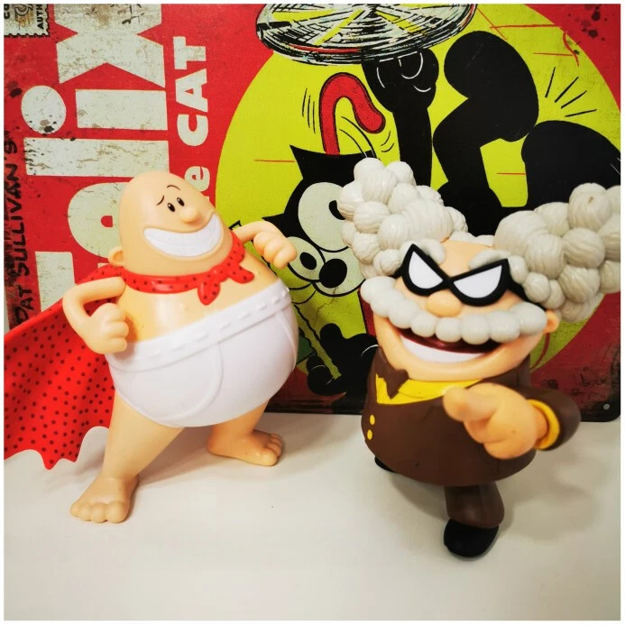 Captain Underpants Cartoon Figure Collectible Statue Toy Figurines