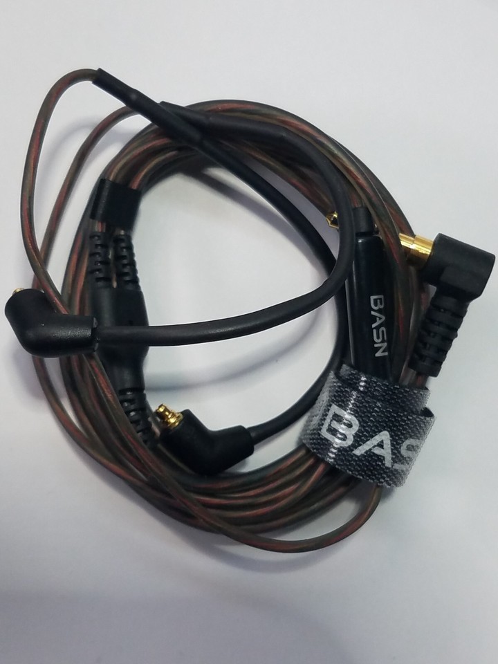 MMCX in Ear Monitor Headphones, Musicians Triple Driver Noise Isolating