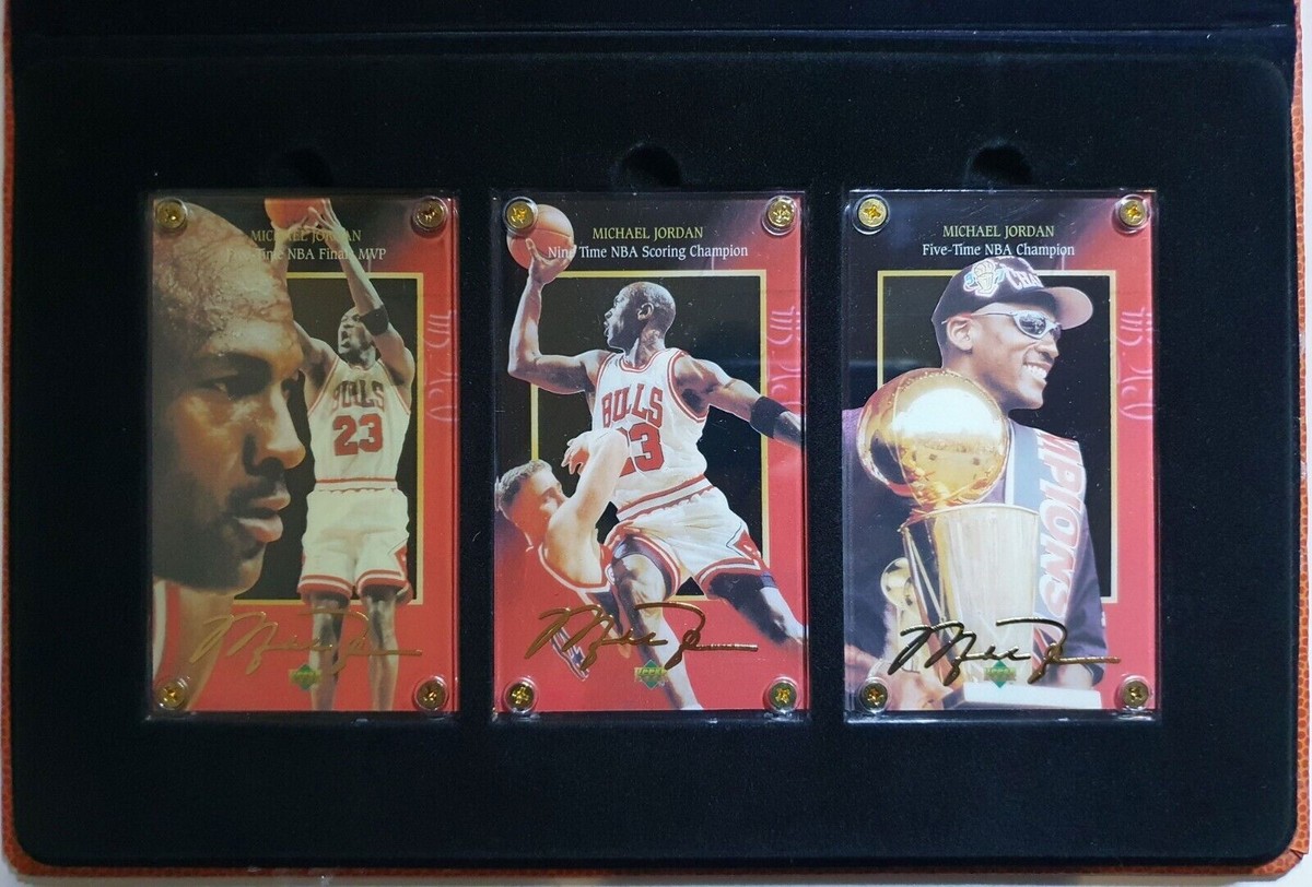 1997 Upper Deck Michael Jordan /1997 24K Gold Collectible 3 1997 Upper Deck Michael Jordan /1997 24K Gold Collectible 3
