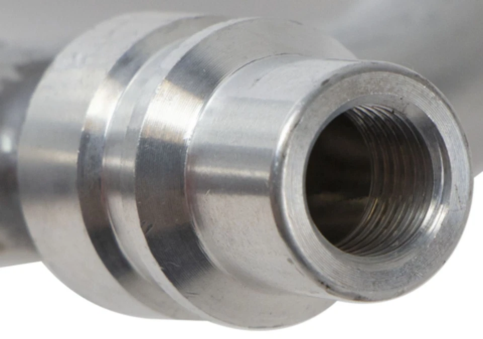 Conjunto de manguera de línea de descarga Four Seasons 66796 para Toyota Tacoma 16-21 Foto 4 de 4