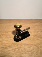 El Casco M-1 Stapler CG Tacker Tischhefter Handtacker Klammergerät #00012