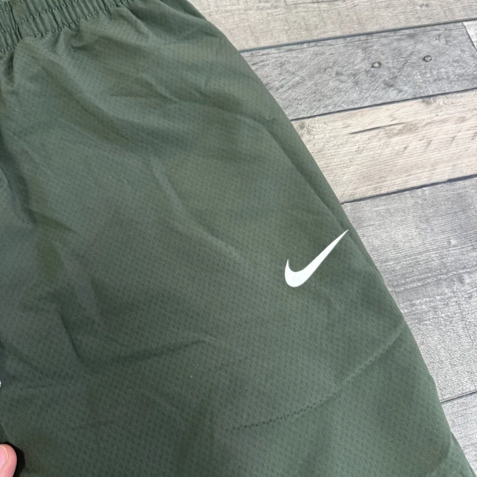 Pantalones Cortos Nike Verde Total 90 3/4 y2k Bolsillos con Cordón Sueltos Para Hombres XL Foto 4 de 4