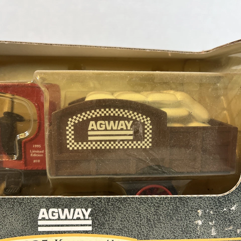 Ertl Agway 1925 Kenworth 压铸金属饲料卡车车辆 — 第 3/4 张图片