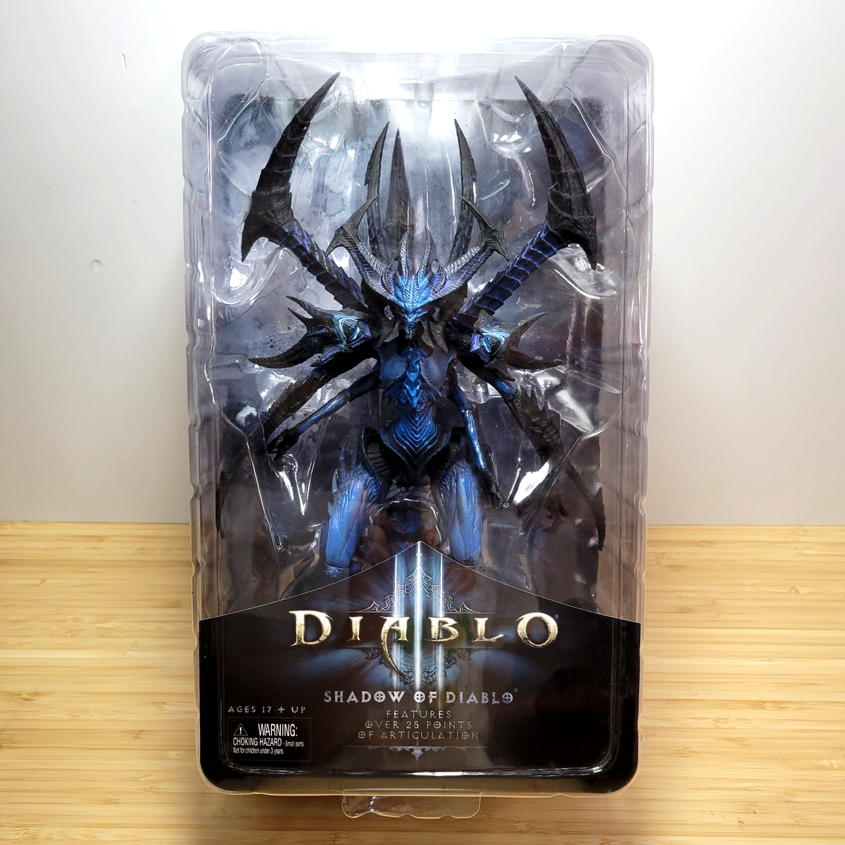 Figurine NECA Diablo III – Shadow Of Diablo – Édition 2022