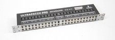 Behringer Ultrapatch Pro PX3000 48-Kanal 3-Mode Balanced Patch Bay