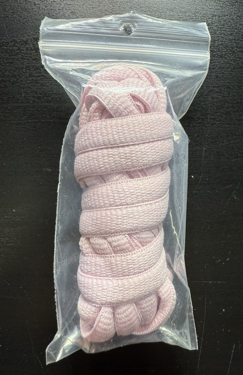 travis pink laces