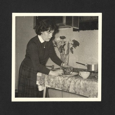 Frau Küche Flash Tee Kaffee Snack Kuchen Tea Time - Foto Vintage Snapshot