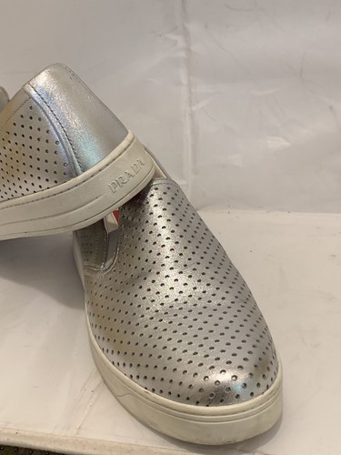 PRADA FLAT SILVER METALIC SLIP ON SHOES LOGO SZ 40 EXCELLENT - Picture 2 of 5