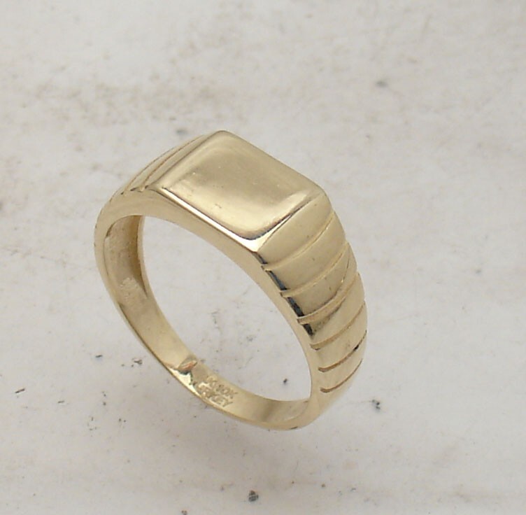 Size Engravable Square Top Striped Signet Ring Real Solid 10K