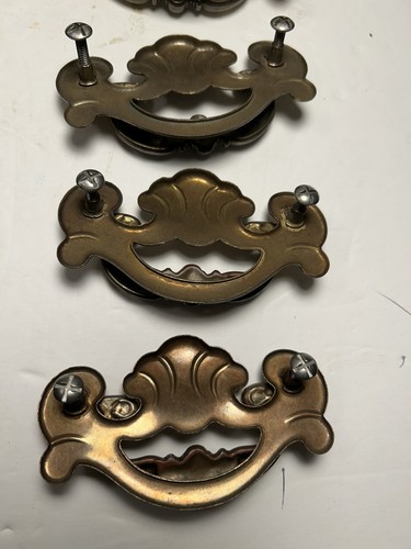 Lot Of 17 Vintage KBC2 Keeler Brass Co. Brass Dresser Furniture Drawer Pulls - Picture 19 of 19