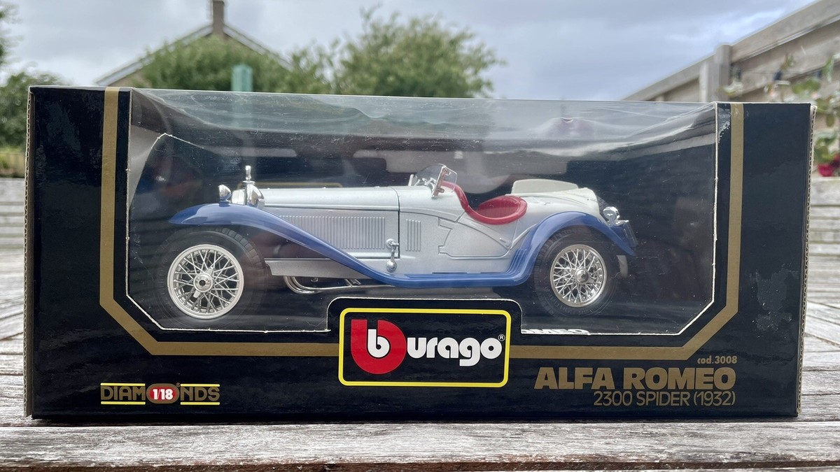 Miniature Alfa Romeo 2300 1/18 Burago Spider (1932) De Style Rat Rad