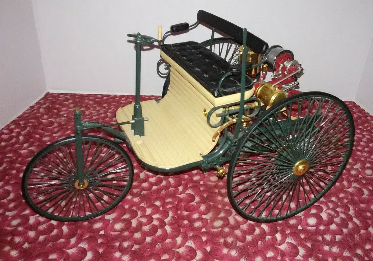 ミニカー 1/43 Benz Patent Motorwagen 1886 Benz 1886 Patent Motorwagen Die Cast Motor Carriage- 1:8 scale by