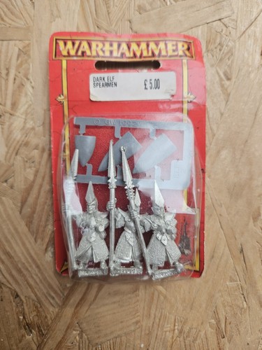Warhammer Fantasy Elfi Oscuri Lancia Blister Metallo Fuori Produzione 1998 - Foto 1 di 4