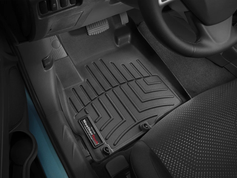Forro de piso WeatherTech para Mitsubishi Outlander Sport 2011-2024 - primera fila, negro Foto 2 de 4