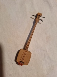 Vintage Mid Century  Japanese Miniature Shamisen Gottan 3 String Folk Art...