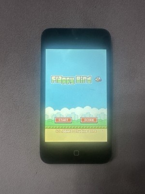 Apple iPod Touch 4th Gen (8GB) – Fl@ppy Bird! Classic 2010s Games