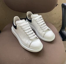 Alexander McQueen Oversized low top sneakers black white